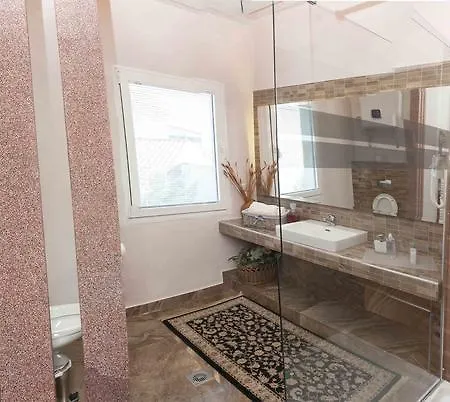 Aeolic Star קאלאבאקה