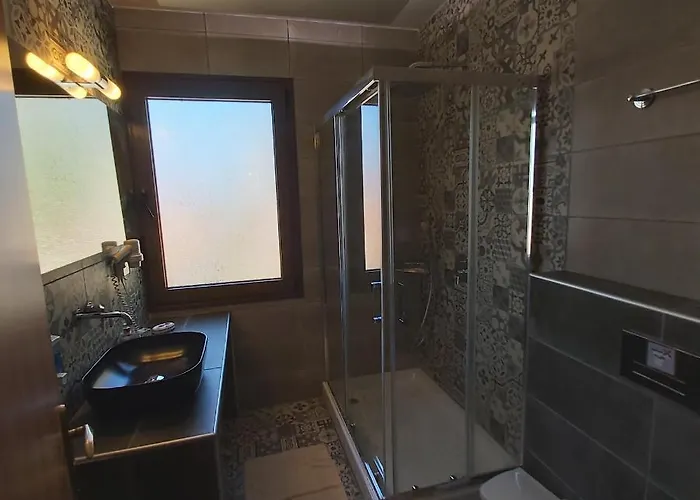 Aeolic Star Hotel 2*