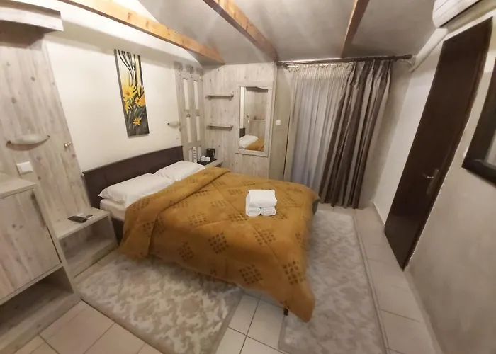 Aeolic Star Hotel 2*