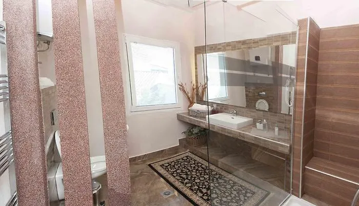 Aeolic Star Kalambaka